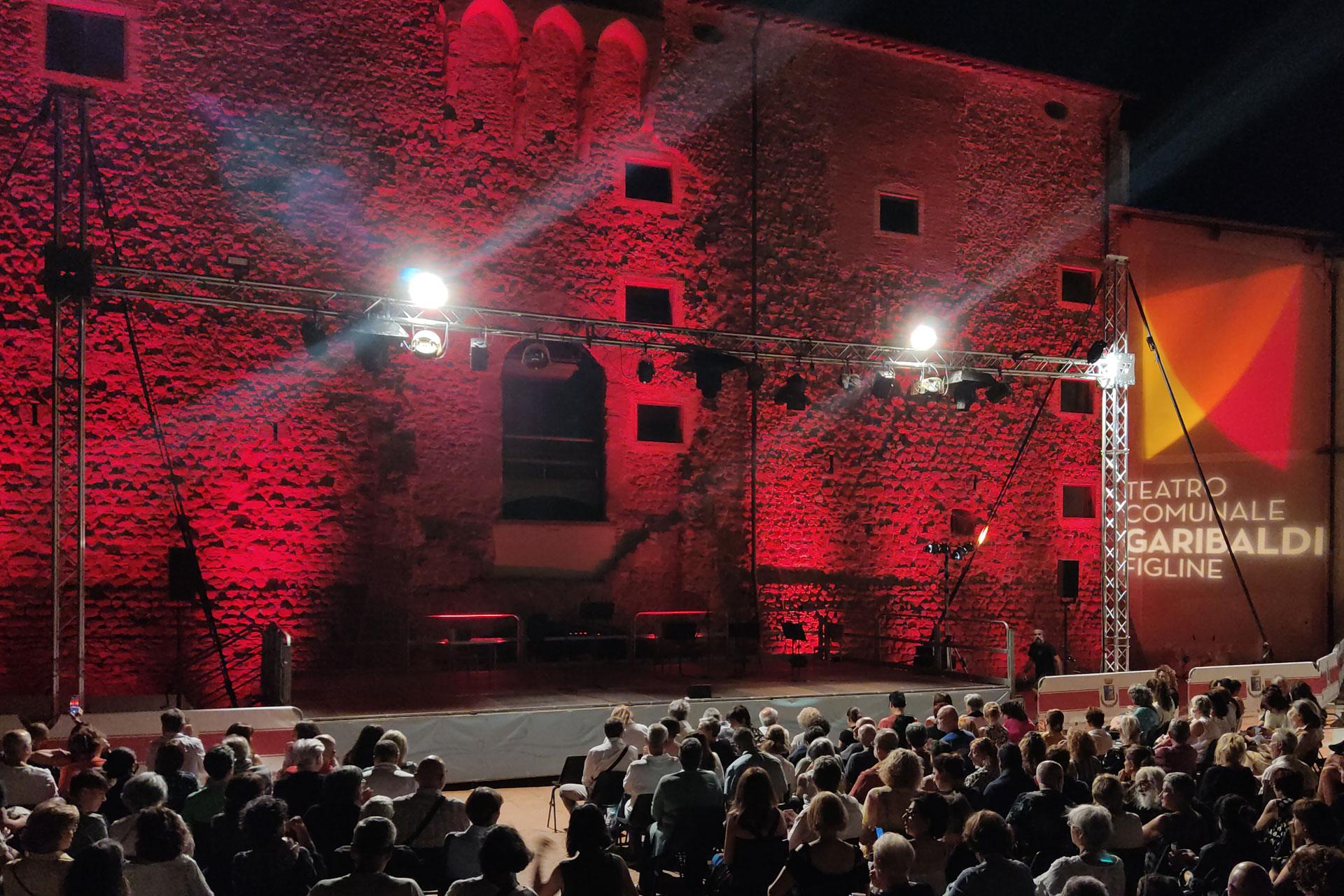 Teatro-Garibaldi-foto-Arena-rossa